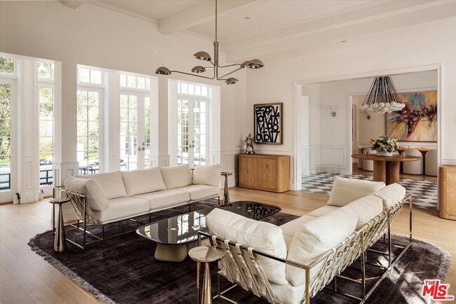 Photo - 11579 Sunset Blvd