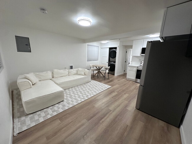 Photo - 1747 NE 147th St