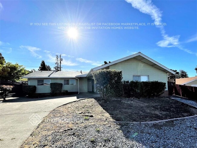 Photo - 132 Winchell Ct