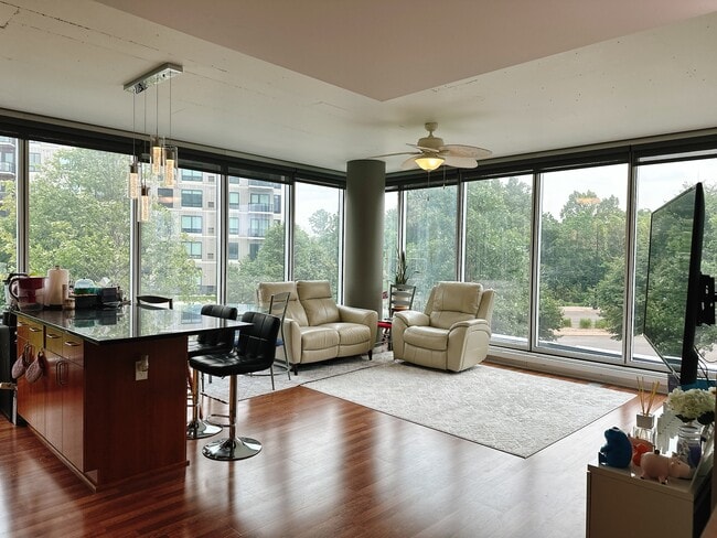Photo - 8151 33rd Ave S Unidad 206E