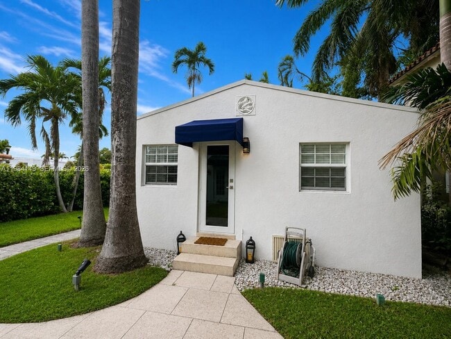 Photo - 265 Palm Ave