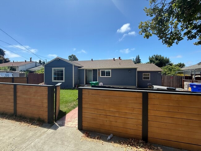Building Photo - 16859 Alisal Ct Rental