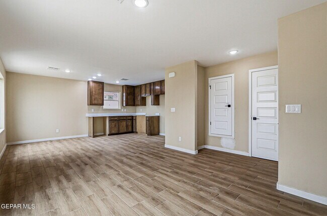 Photo - 6002 Pam McCall Ln Unidad 2