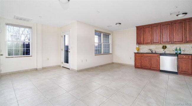 Photo - 400 Carney St Unit 608