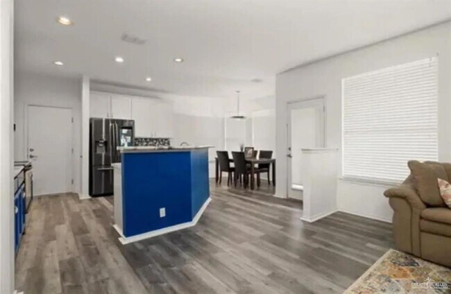 Photo - 14 San Patricio St