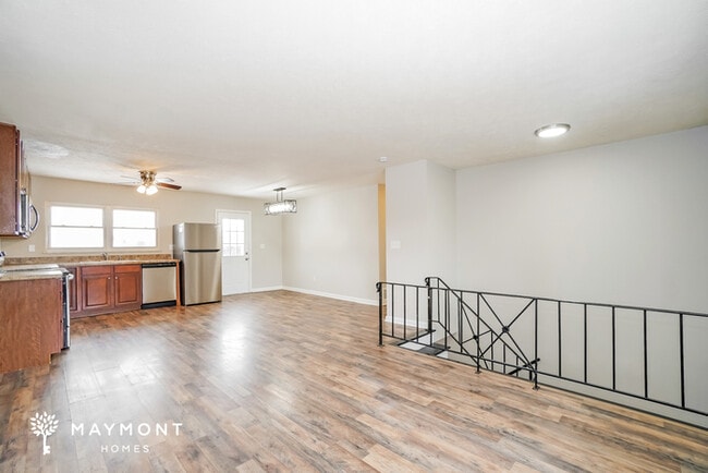 Photo - 4694 Palmetto St