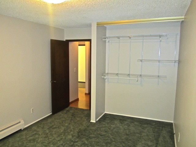 Photo - One Bedroom Apartment In Two Mile Creek.  Amazing Location!