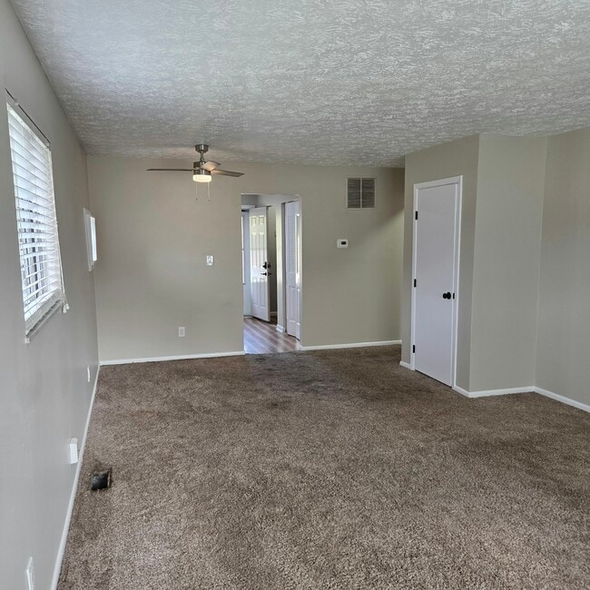 Photo - 4901 Guthrie Dr