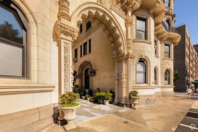 Photo - Braender Condo