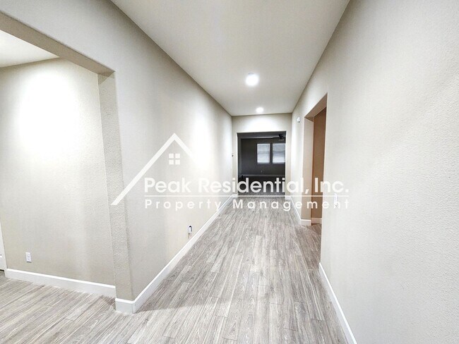 Photo - Updated 4bd/3ba Roseville Home with 2 Car ...