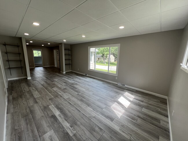 Photo - 122 N Division St Unit 122