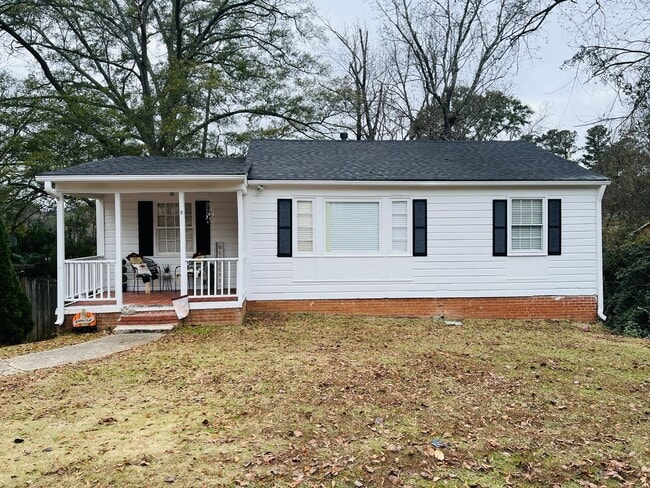 Building Photo - 613 N Greenwood St Unit A