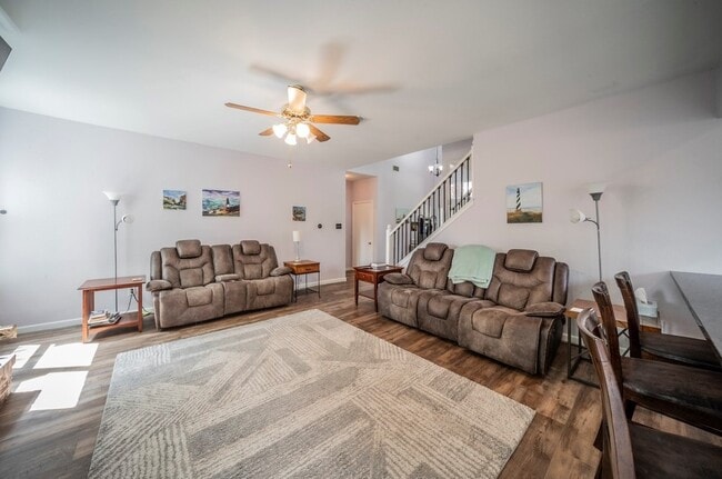 Photo - 7924 Ember Oaks Dr