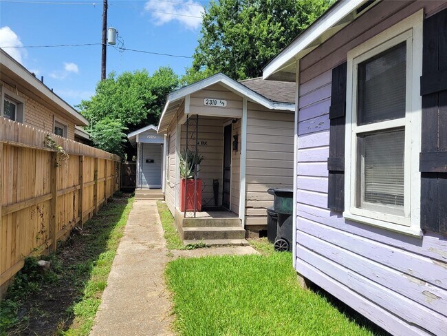 Photo - 2312 Ruth St Casa