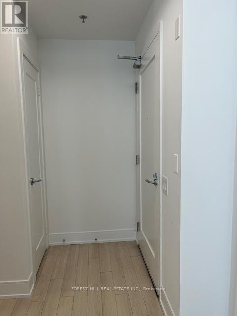 Photo - 310 Tweedsmuir Ave