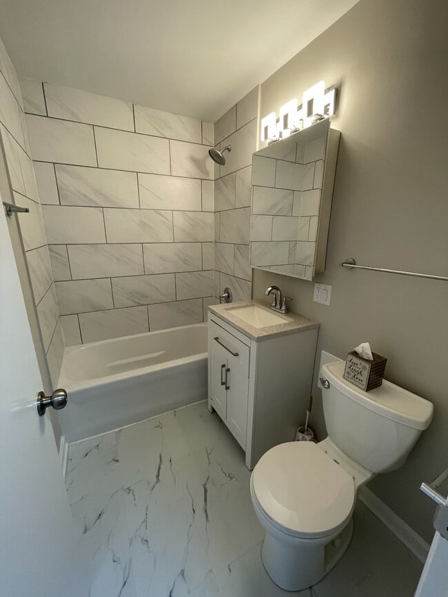 Photo - 7202 W Crain St Unit #2