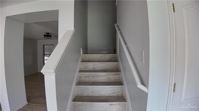 Photo - 15 Monette St