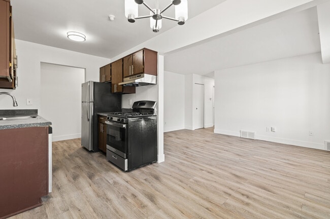 Photo - The Cove At Westland - Westland, MI