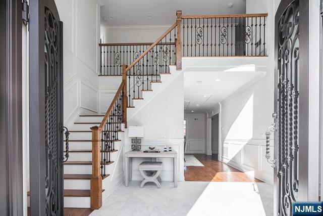 223 Hillcrest Dr