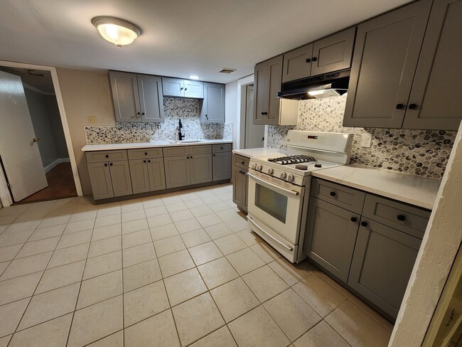 Photo - 17 Charles St Unit 2