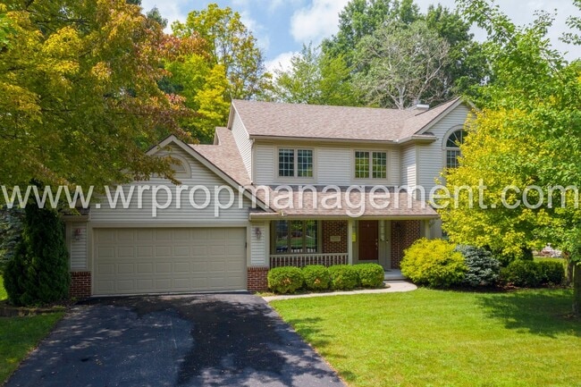 Building Photo - 4 Bed 3 Bath Home in Lambertville