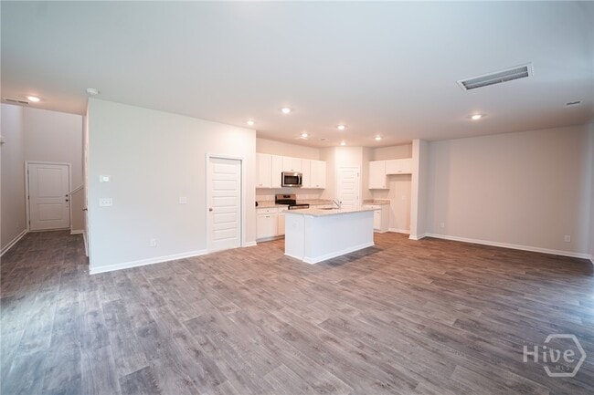 Photo - 154 Bottlebrush Dr