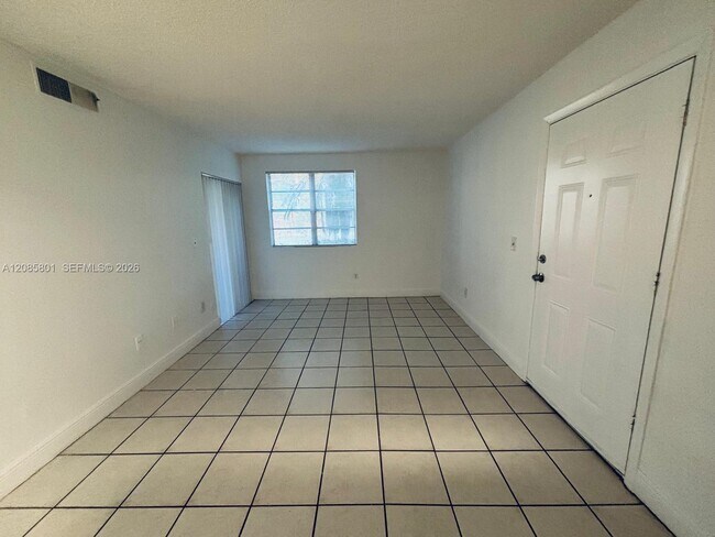 Photo - 1237 SW 46th Ave Unit 811
