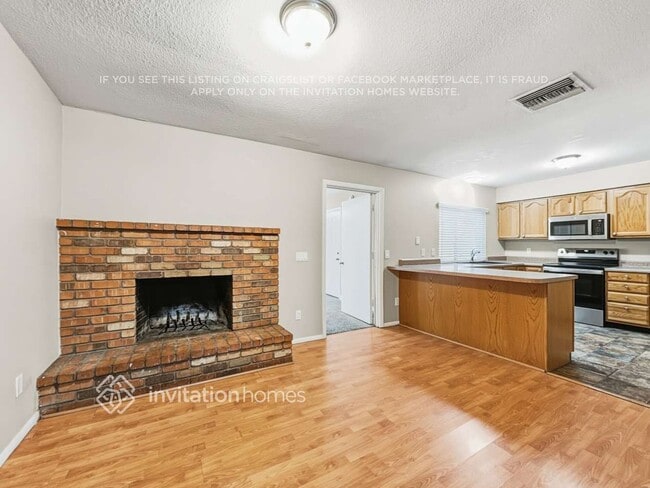 Photo - 6325 W Purdue Ave