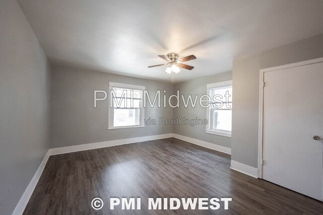 Photo - 611 N Main St Unidad 3