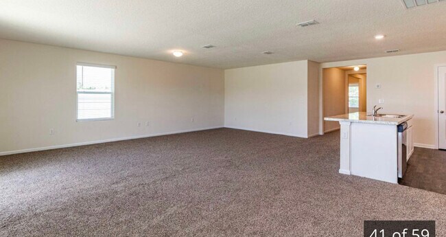 Photo - 254 Seville Pky