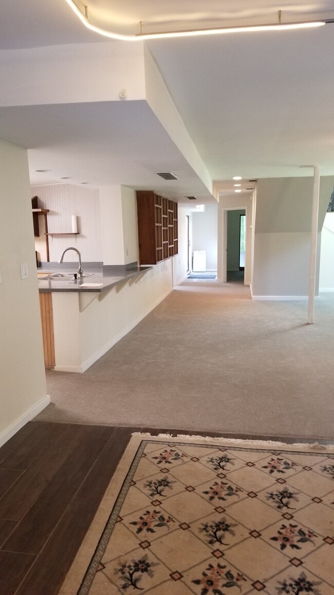 Photo - 4015 Oakwood Dr