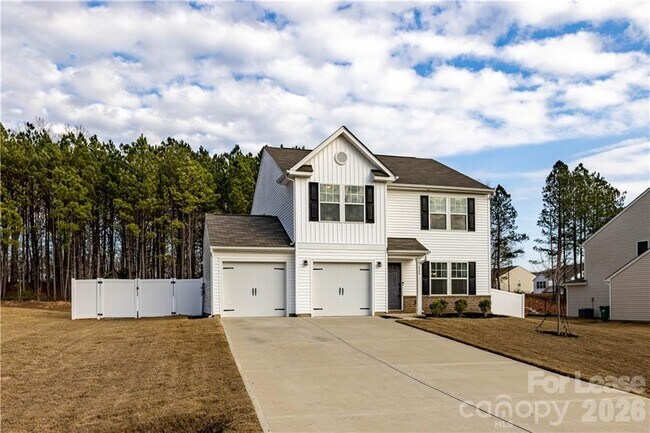 Photo - 824 Yorkshire Dr