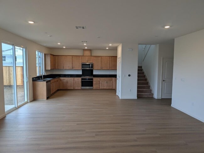 Photo - 1587 Greeley Wy