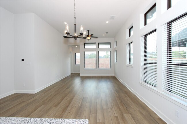 Photo - 1443 Park Path Dr