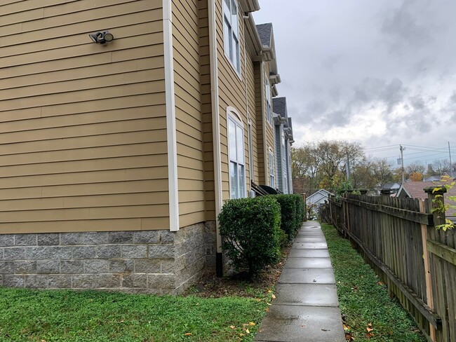 Photo - 1832 Hermosa St Townhome