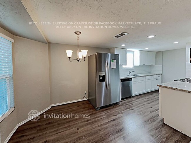 Photo - 13238 Edgeboro St