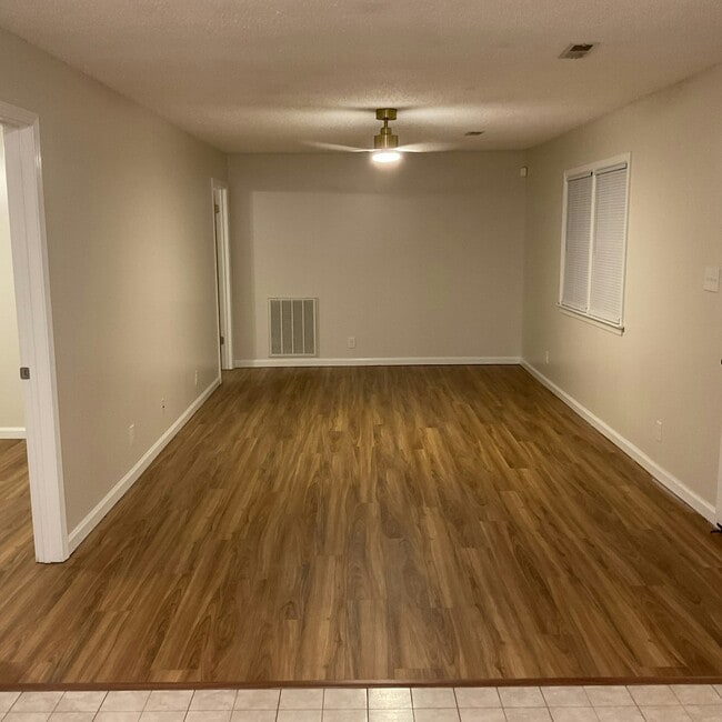 Photo - 175 Ridgewood Dr