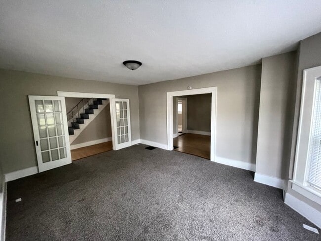 Spacious 3Bd; 1Ba Single Family Home - Spacious 3Bd; 1Ba Single Family Home