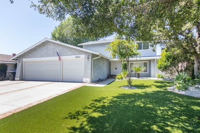 Building Photo - Charming 3-Bedroom Home on a Quiet Street ...