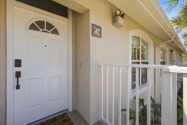 Photo - Falling Waters North - resort style community! Unidad 502