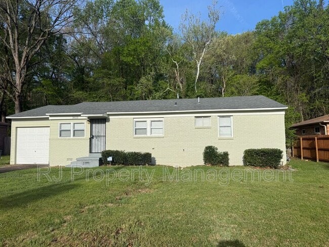 Building Photo - 3613 Ladue St