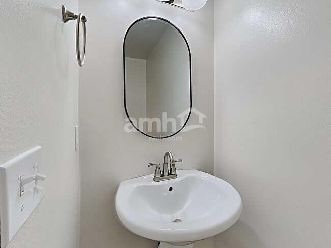 Photo - 11108 185th Ave E