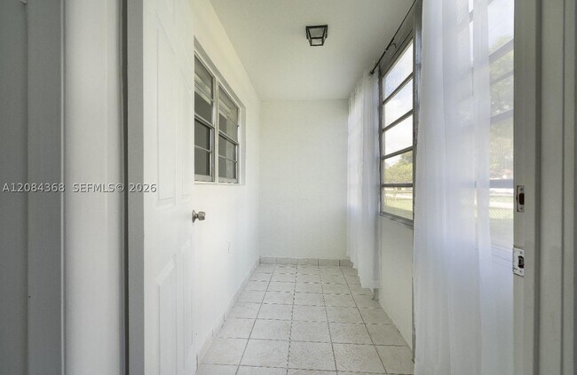 Photo - 2810 NE 201st Terrace Unit G105