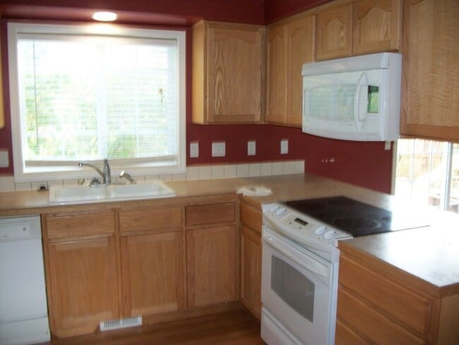 Photo - 2187 NE Grandhavens Ct.