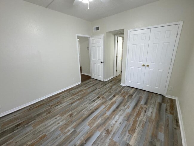 Photo - 103 E Central Ave