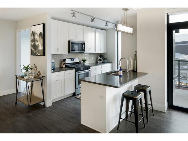 Photo - 212 10th Ave S Unit 712