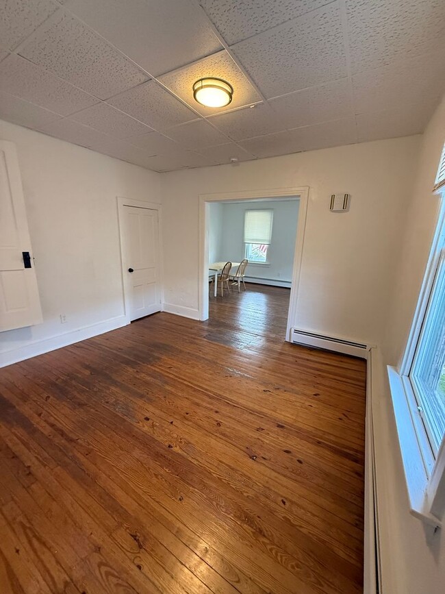 Photo - Cozy & Quiet Home in Glen Rock