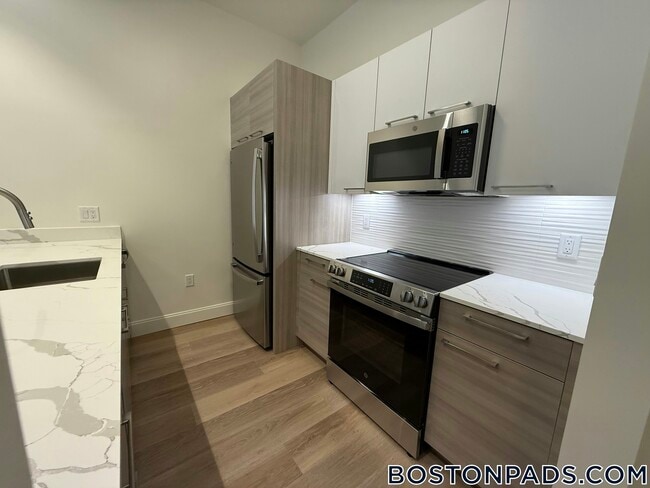 Photo - 1079 Commonwealth Ave Unit 208