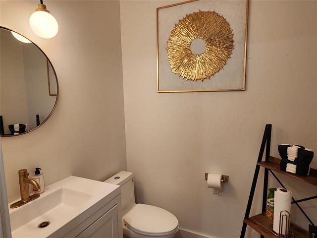 Photo - 5316 Eastside Ave