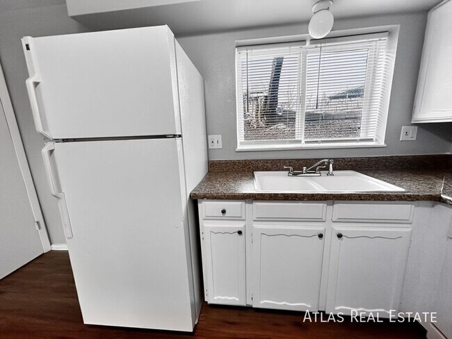 Photo - 2116 Friendship Pl Unit 4